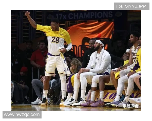 湖人对决快船精彩赛事来袭球迷们一起见证篮球盛宴